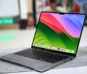New Laptop Apple MacBook Pro M1 16GB Apple M1 Pro SSD 512GB