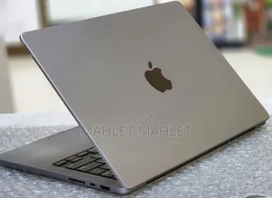 New Laptop Apple MacBook Pro M1 16GB Apple M1 Pro SSD 512GB