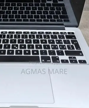 New Laptop Apple MacBook Pro 2015 8GB Intel Core i5 SSD 128GB