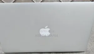 New Laptop Apple MacBook Air 2013 4GB Intel Core I5 SSD 256GB