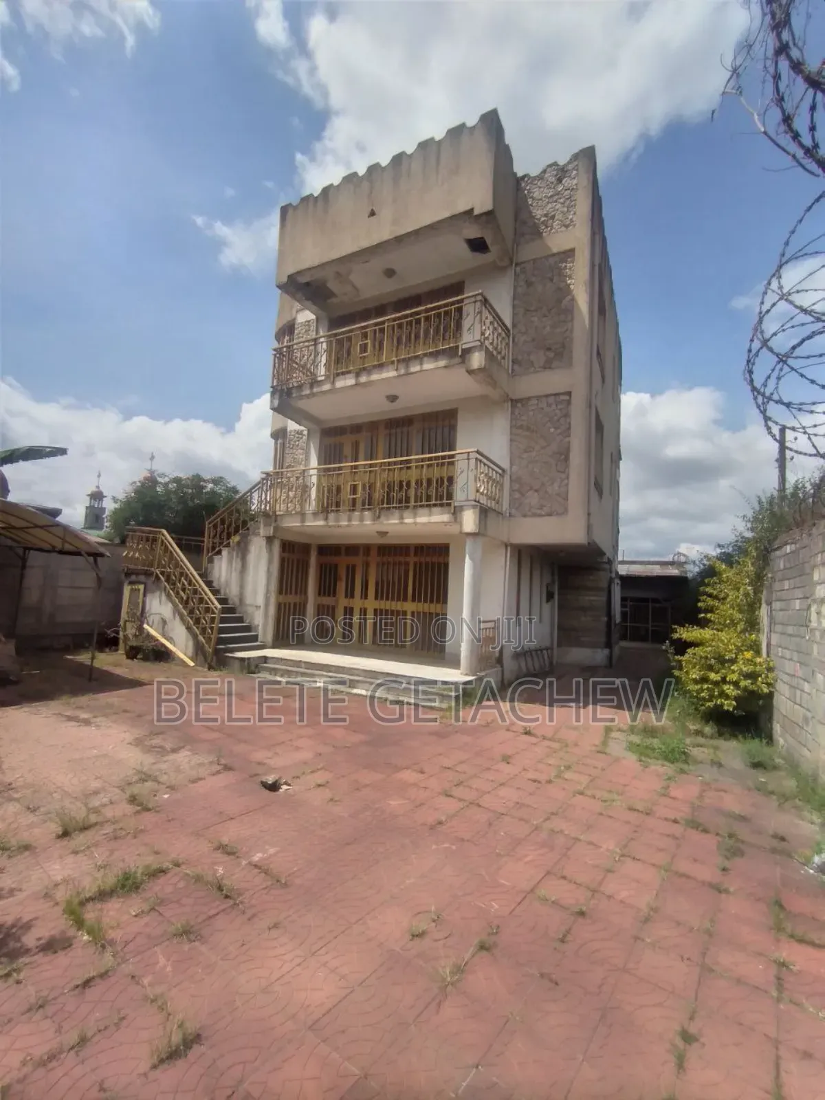 5bdrm House in Torhayloch, G+2, Kolfe Keranio for sale