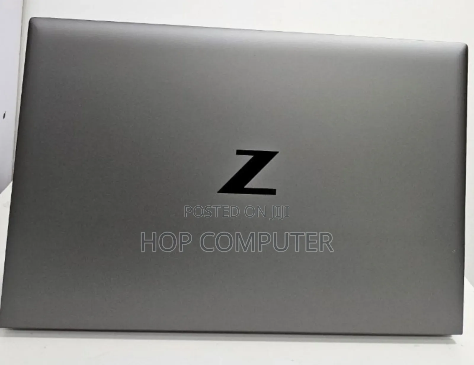 New Laptop HP ZBook Firefly G8 16GB Intel Core I7 SSD 1T