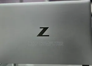 New Laptop HP ZBook Firefly G8 16GB Intel Core I7 SSD 512GB