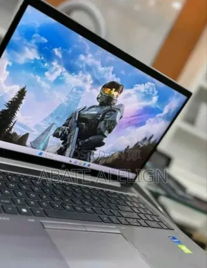 New Laptop HP ZBook Firefly 15 G7 16GB Intel Core I7 SSD 512GB