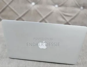 New Laptop Apple MacBook Air 2015 8GB Intel Core I5 SSD 128GB