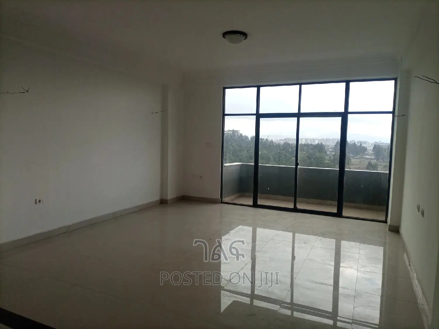 3bdrm Apartment in ኖህ, Bole for Sale