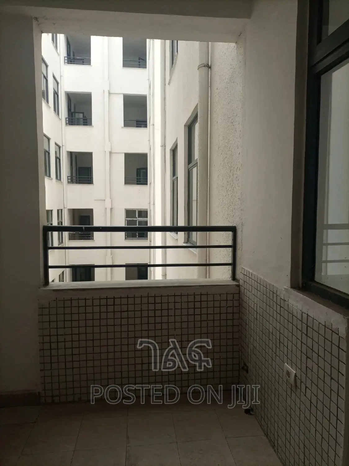 3bdrm Apartment in ኖህ, Bole for Sale