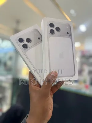 New Apple iPhone 17 Pro Max 256 GB White