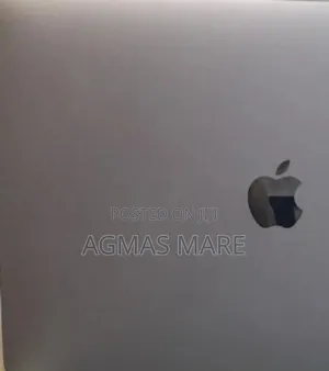 New Laptop Apple MacBook Pro 8GB Intel Core i5 SSD 256GB