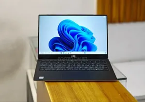 New Laptop Dell XPS 13 8GB Intel Core I5 SSD 512GB