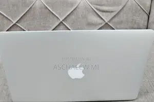 New Laptop Apple MacBook Pro 2014 8GB Intel Core I5 SSD 128GB