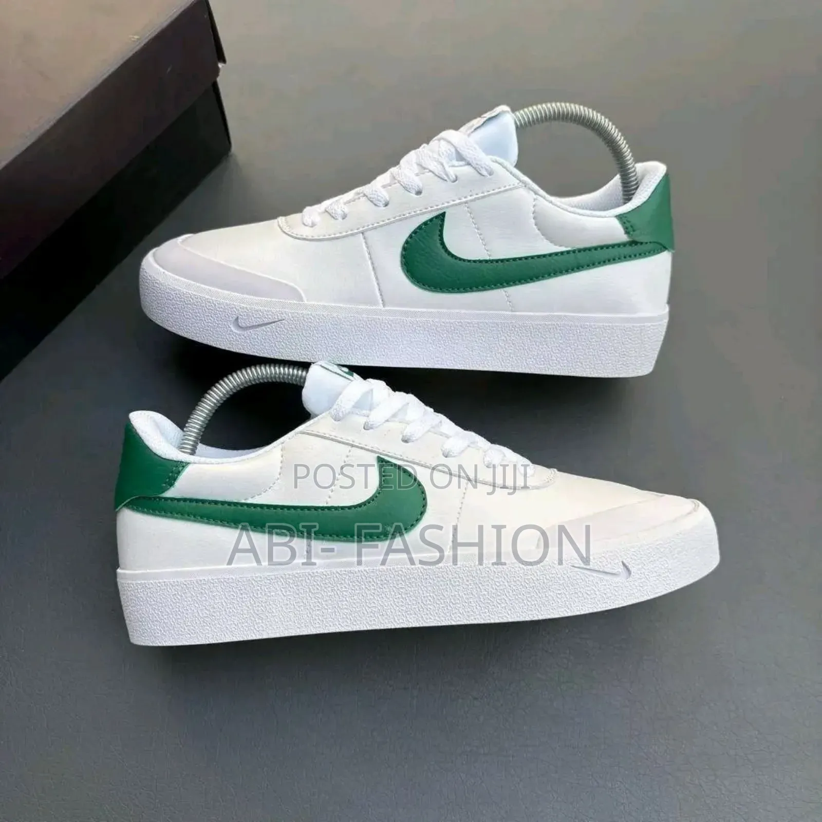 Nike Low Court Shoe