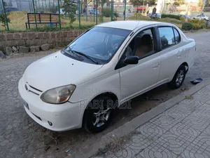 Toyota Echo 2004 White