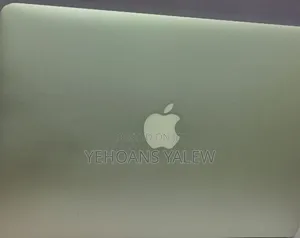 New Laptop Apple MacBook Air 2012 4GB Intel Core I5 SSD 60GB