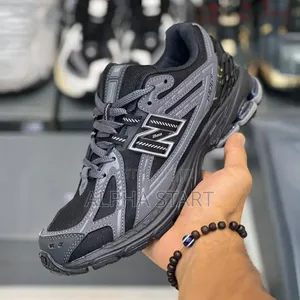 New Balance 1906r Phantom Black