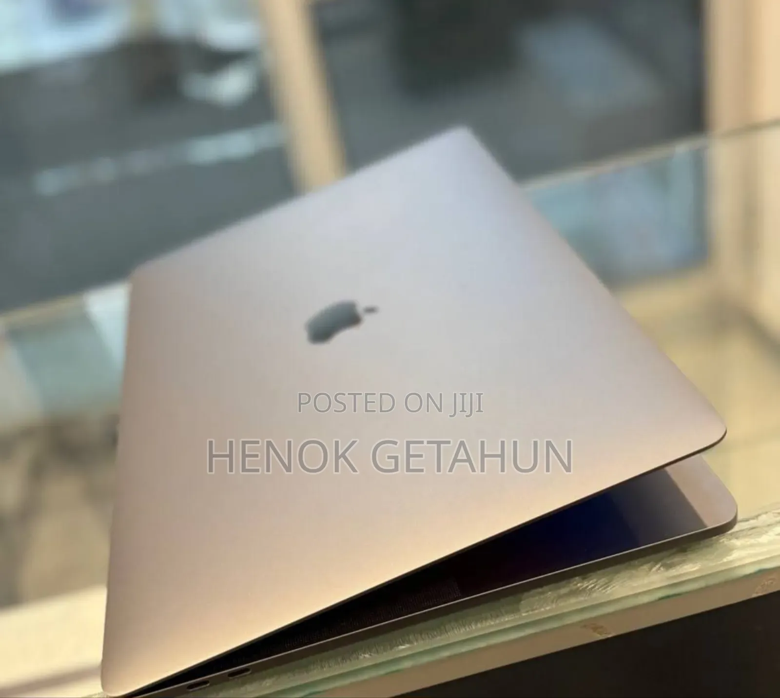 New Laptop Apple MacBook Pro 2016 16GB Intel Core I7 SSD 256GB