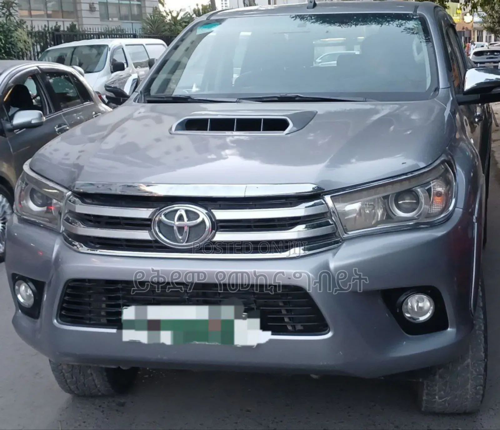 Toyota Hilux Revo Double Cab Deisel 2.4 AWD 2017 Silver