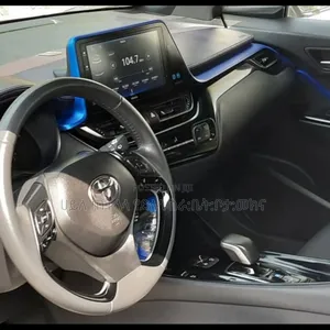 Toyota C-HR 2023 White