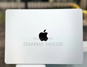 New Laptop Apple MacBook Air 2022 M2 8GB Apple M2 SSD 256GB