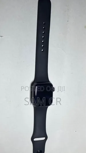 Apple Watch Se 2 (44mm) – Clean, Original, Battery Strong