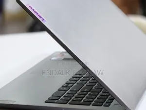 New Laptop Lenovo Ideapad 3 8GB AMD Ryzen 5 SSD 512GB