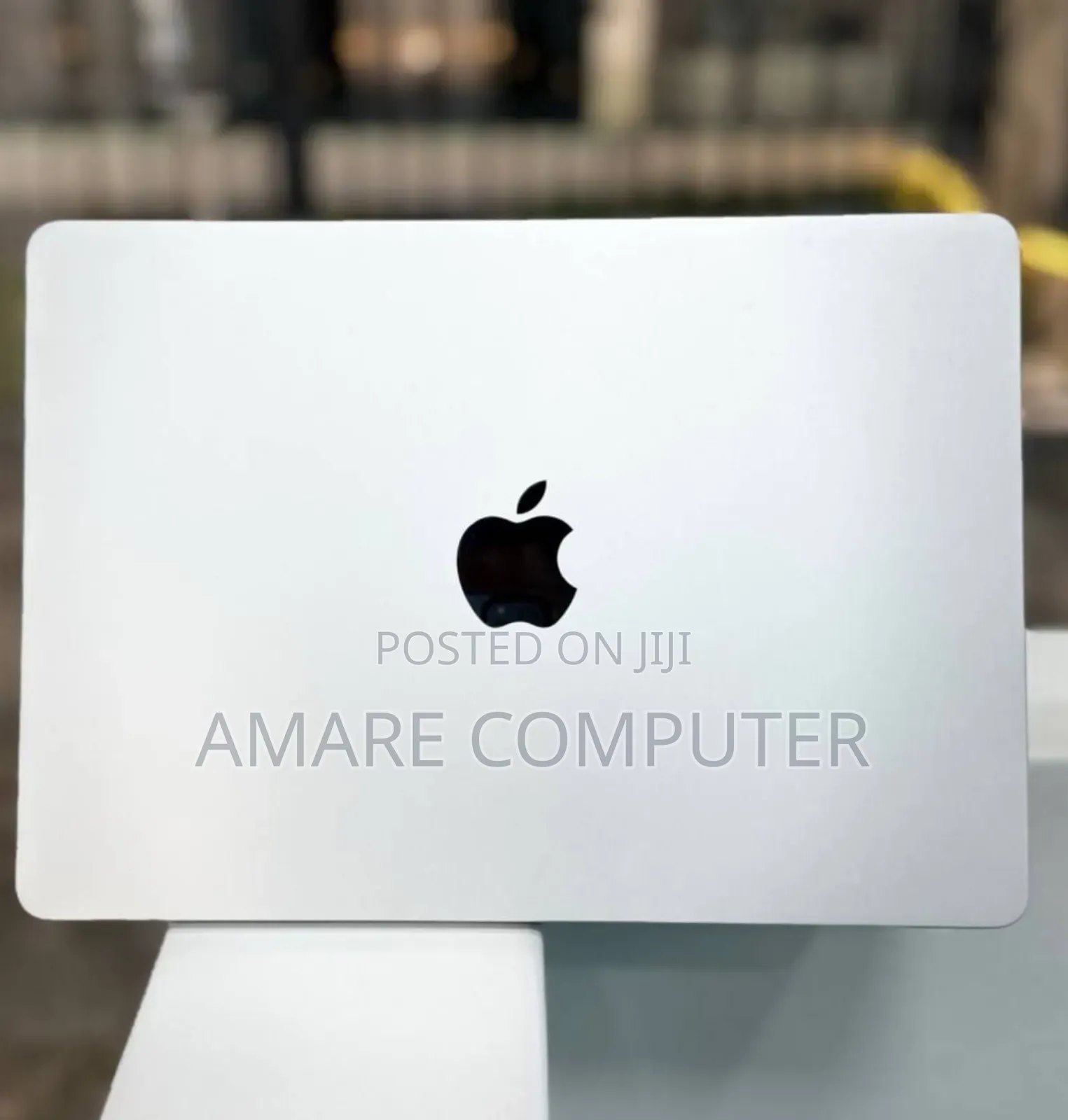 New Laptop Apple MacBook Air 2022 M2 8GB Apple M2 SSD 256GB
