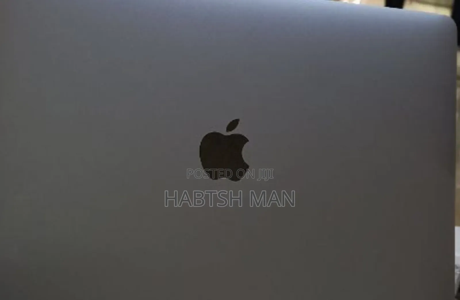 New Laptop Apple MacBook Air 2022 M2 8GB Apple M2 SSD 256GB