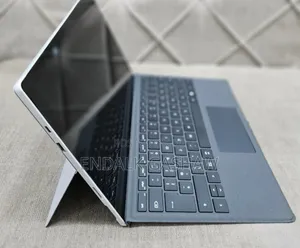 New Laptop Microsoft Surface Pro 6 8GB Intel Core I7 SSD 256GB