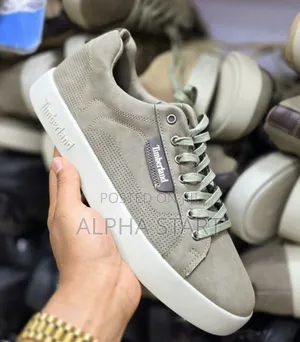 New Arrival Flat Timberlad Sneakers Made in Vietnam