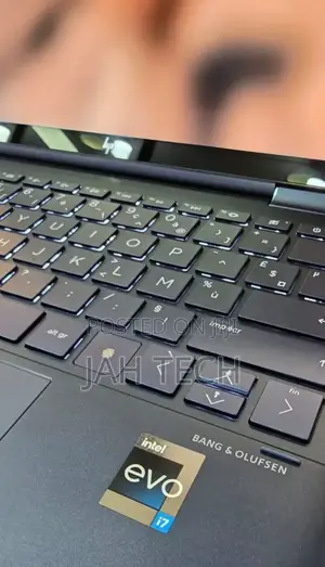 New Laptop HP Spectre 16GB Intel Core I7 SSD 1T