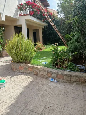 Furnished 4bdrm Duplex in አያት ኮምፓውድ ውስጥ, Bole for sale