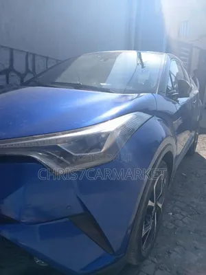 Toyota C-HR LE FWD 2020 Blue
