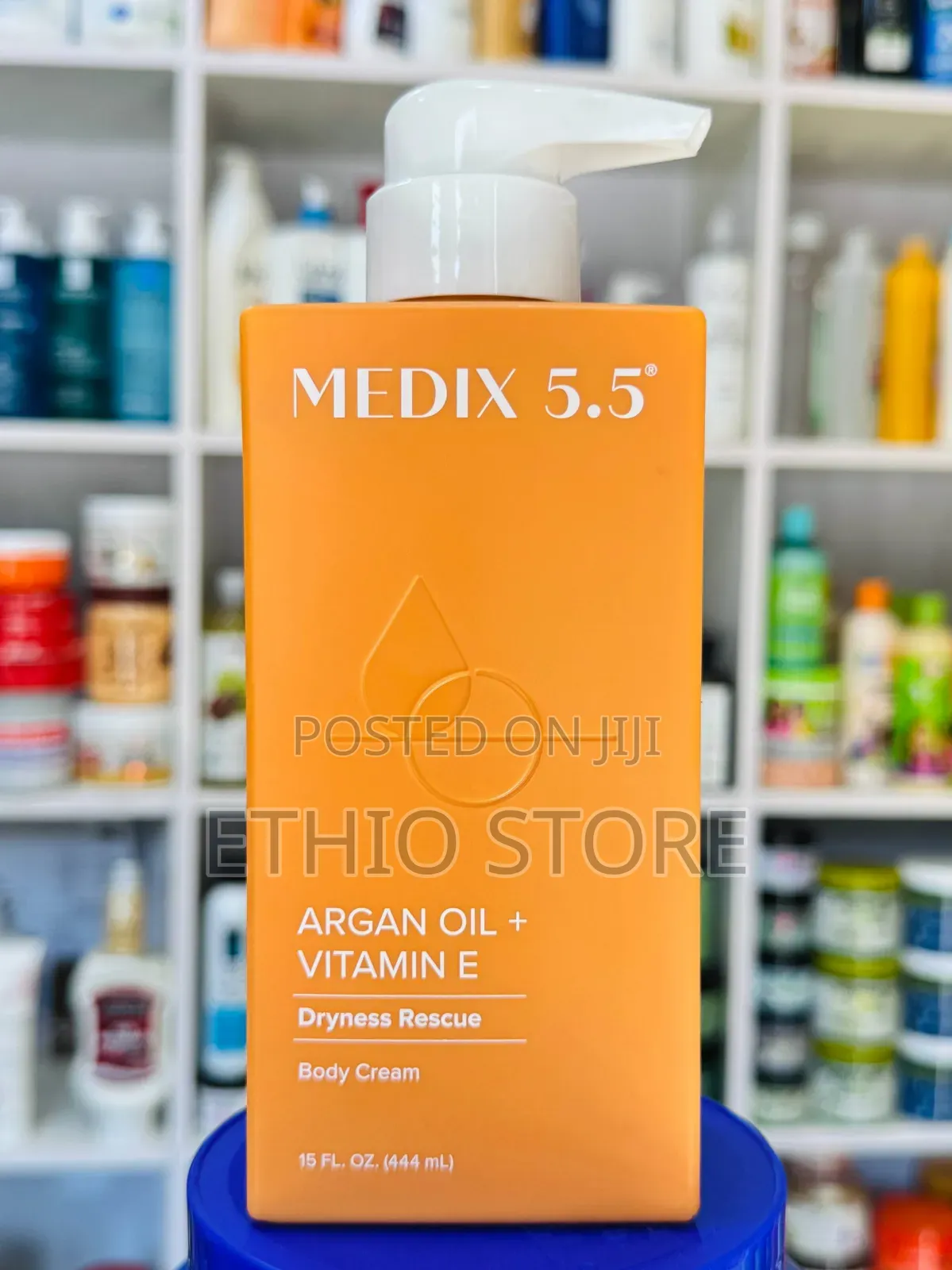 Medix 5.5 Retinol + Ferulic Acid Age Rewind Body Cream