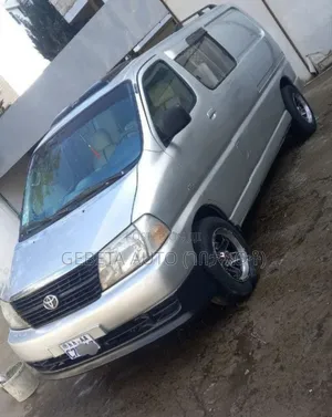 Toyota HiAce 2007
