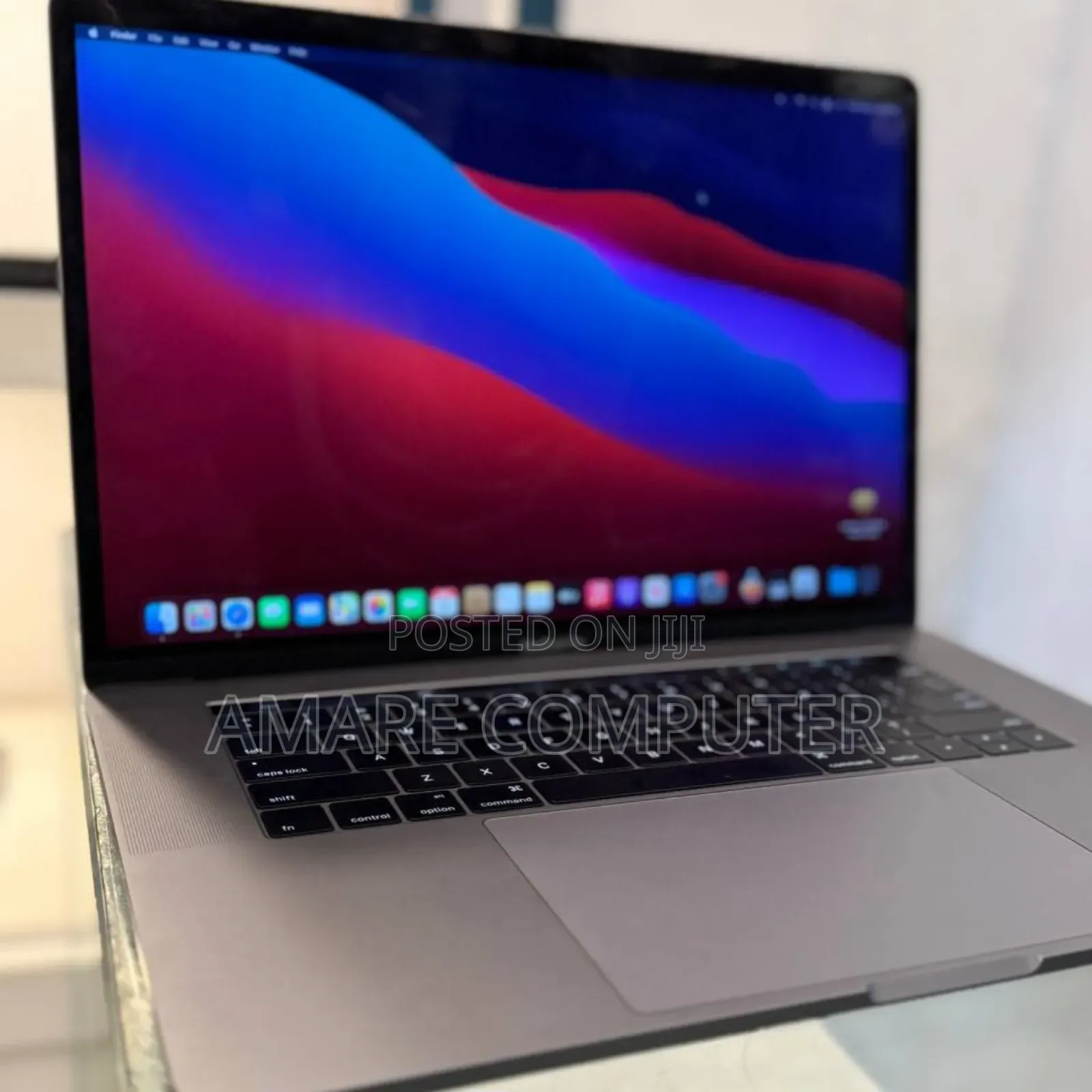 New Laptop Apple MacBook Pro 2016 16GB Intel Core i7 SSD 256GB