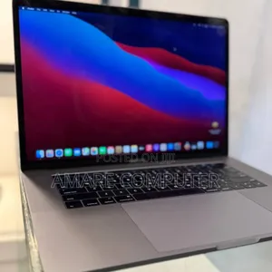 New Laptop Apple MacBook Pro 2016 16GB Intel Core i7 SSD 256GB