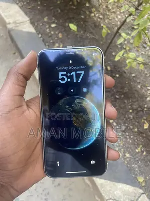 Apple iPhone XR 64 GB White