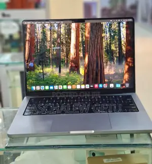 New Laptop Apple MacBook Pro M1 32GB Apple M1 Pro SSD 512GB
