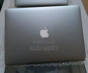 New Laptop Apple MacBook Air 2017 8GB Intel Core I5 SSD 128GB