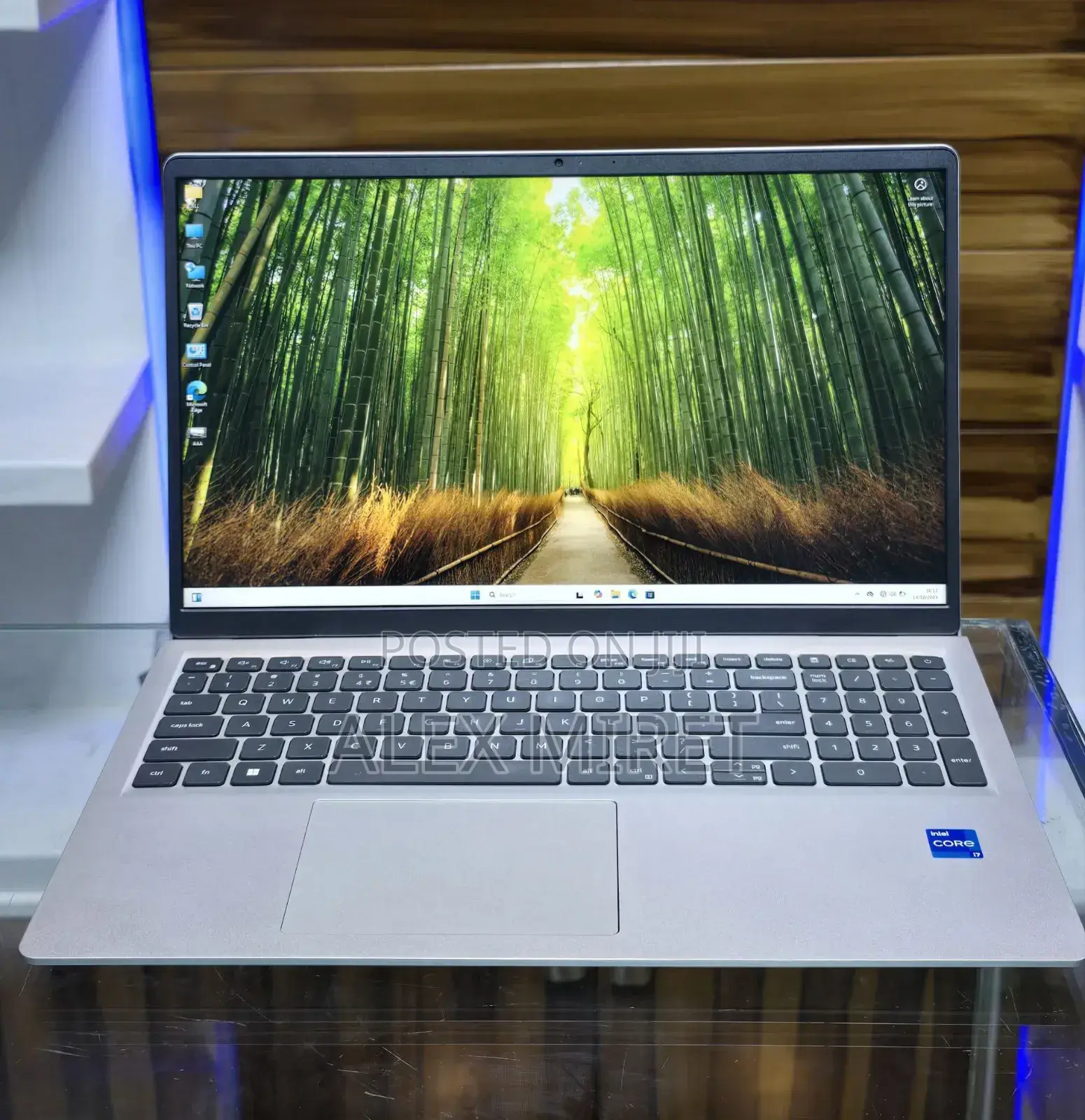 New Laptop Dell Inspiron 15 16GB Intel Core I7 SSD 512GB