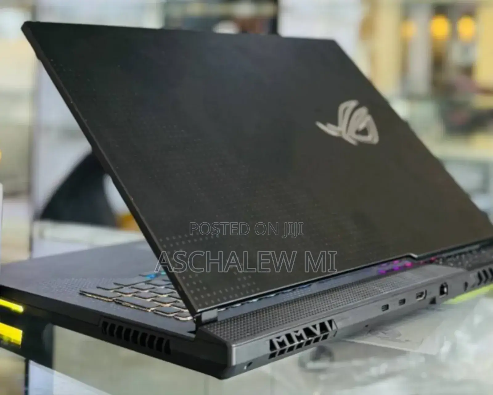 New Laptop Asus ROG Strix G17 16GB AMD Ryzen 7 SSD 1T