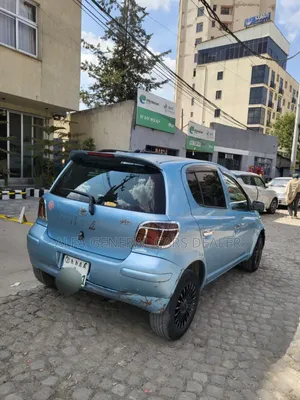 Toyota Vitz 2003 Blue