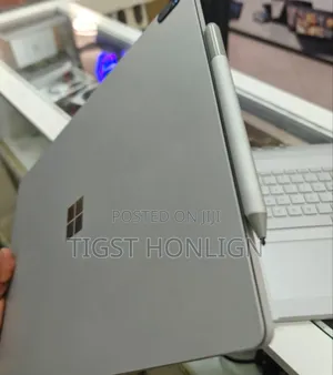 New Laptop Microsoft Surface Book 2 16GB Intel Core I7 SSD 512GB