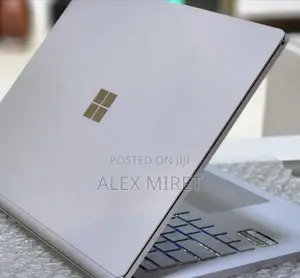 New Laptop Microsoft Surface Book 3 16GB Intel Core I7 SSD 256GB