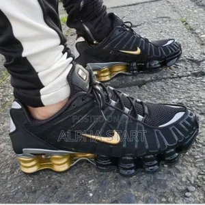 Nike Shox Blak Golden and Selves High Master Quality Sho Sneakers