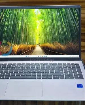 New Laptop Dell Inspiron 15 16GB Intel Core I7 SSD 512GB