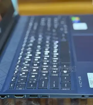 New Laptop HP Victus 16 16GB Intel Core I7 SSD 512GB