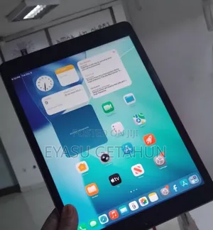New Apple iPad 10.2 (2021) 64 GB