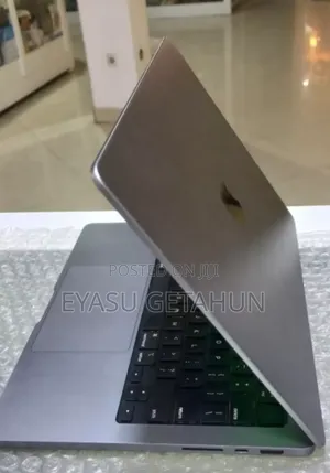 New Laptop Apple MacBook Pro 2021 M1 16GB Apple M1 Pro SSD 512GB